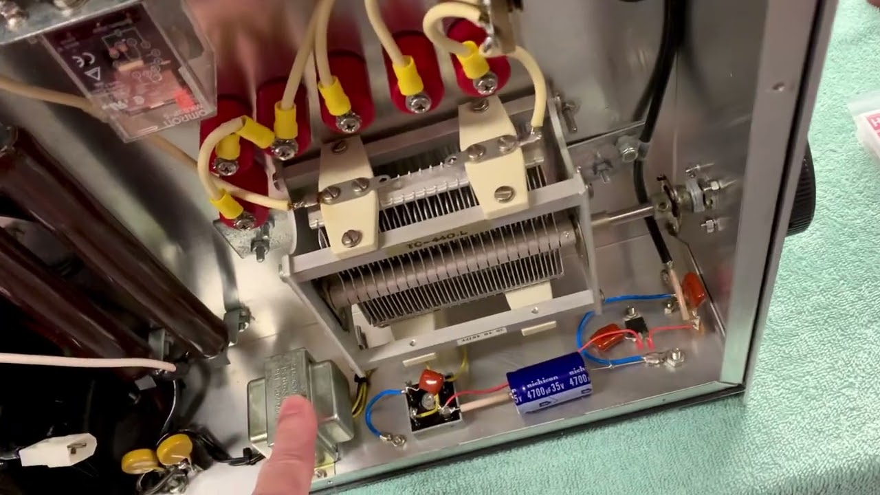 Ultra Modulated AM Transmitter Part 77