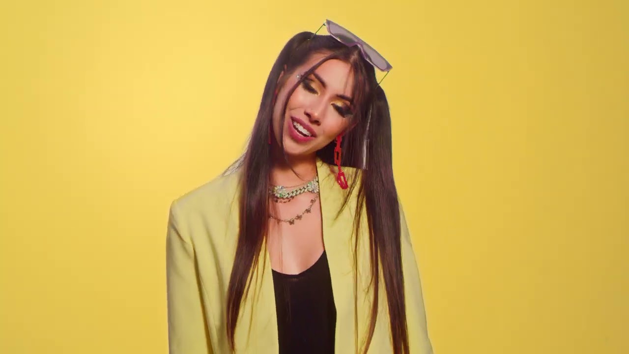 JENN - HELLO (Official Video)