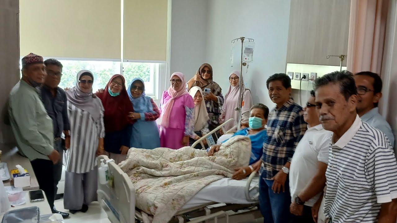 HCR ..Bezuk Pak Herman Smg lekas Sembuh Di RS Eka Hospital Pku 7.02.26 