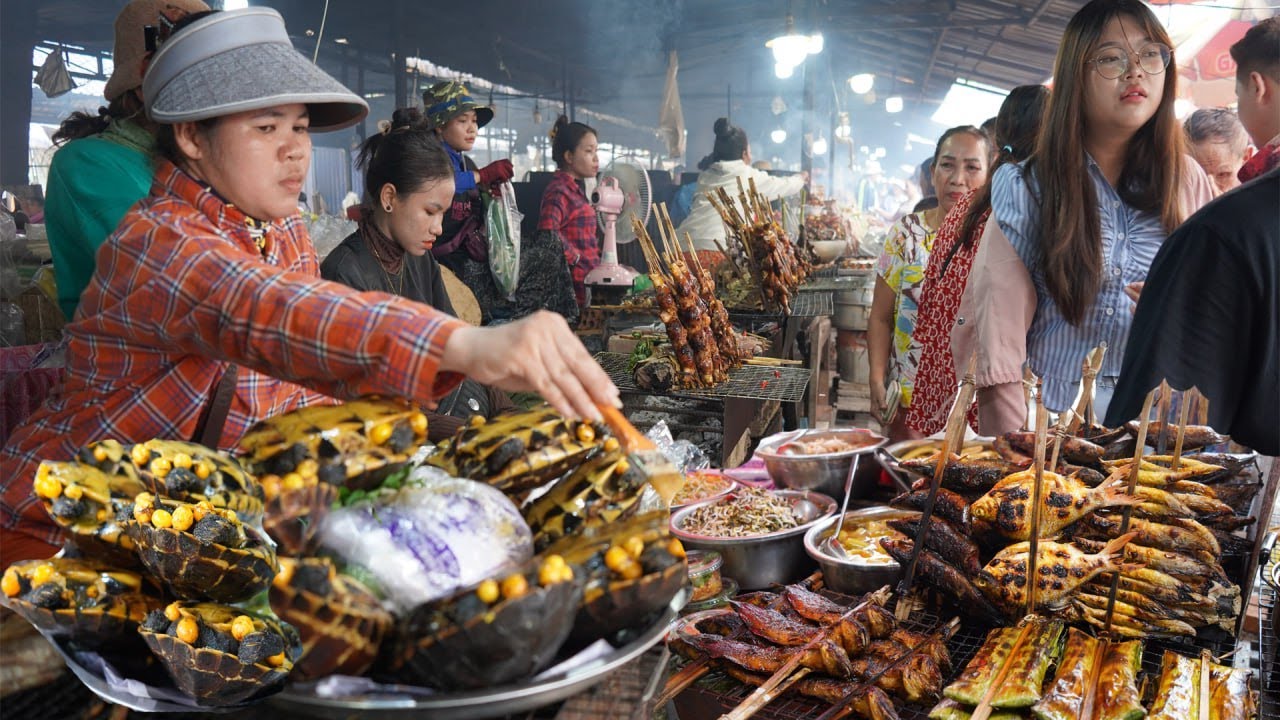 Amazing Rural Food Selling Countryside - Plenty Countryside Food Selling @Oudong Resort In Weekend