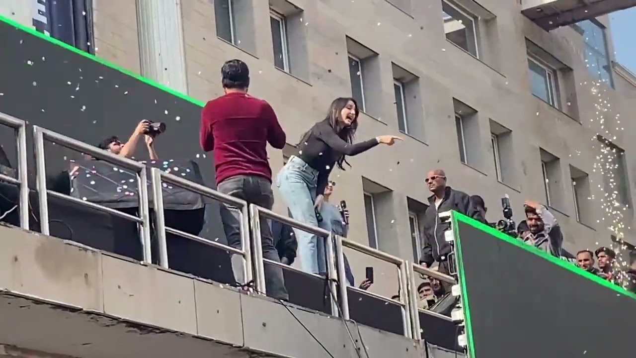Nora fatehii in Gurgaon💫#norafatehi #dance #snake#gurgaon #viralvideo