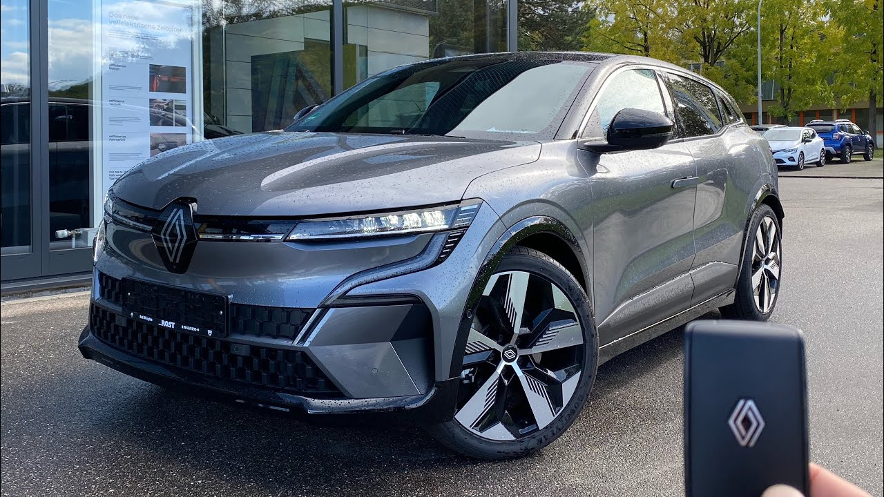 New 2022 Renault MEGANE E-TECH 100% electric walkaround