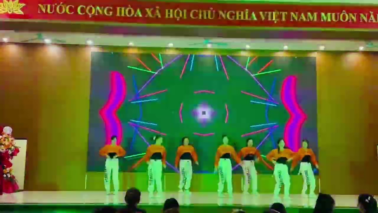 Xuân đã về nhảy shuffle zum ba đồng lý xã xuân lãng tỉnh phú thọ