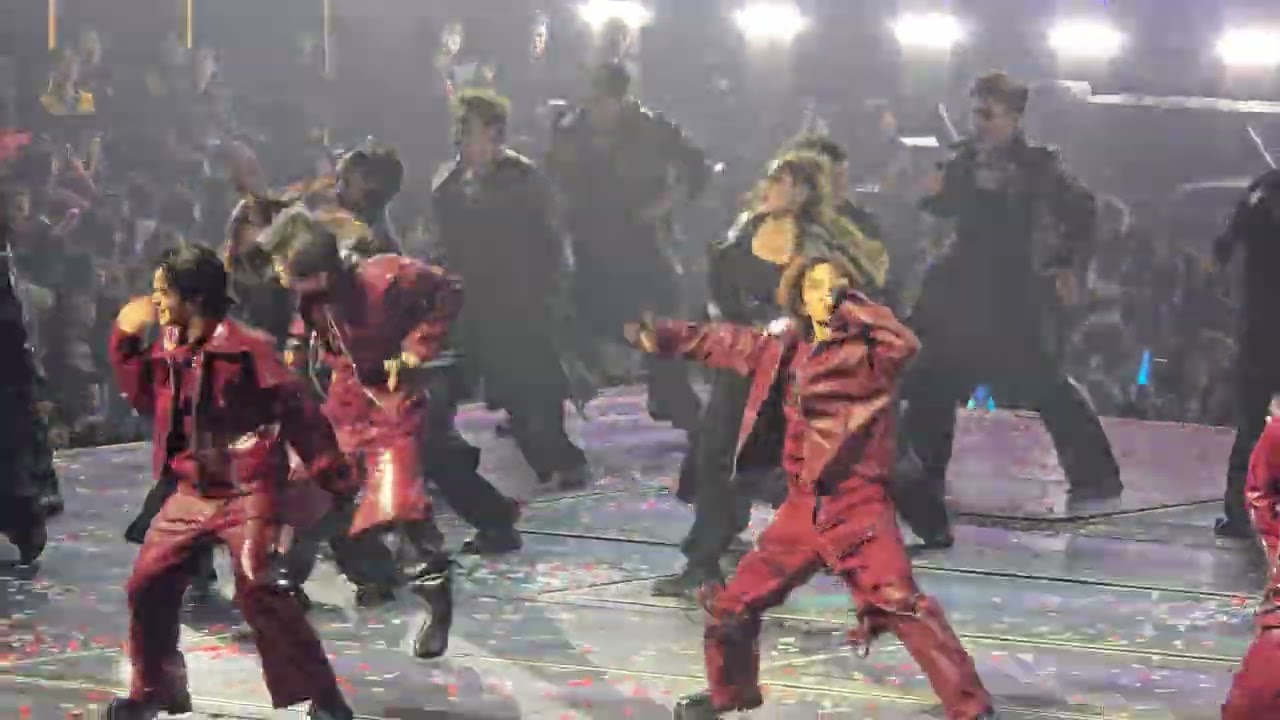 20260213[FULL]  ชอบก็บอก (Feel Like Me) + โฮ่ง! (SUGOI - LYKN #RISERCONCERTD1