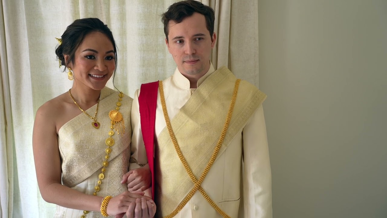 Elegant Lao wedding ceremony at home with parade and Lao dance