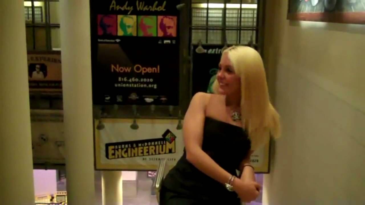 KENDRA UNCUT