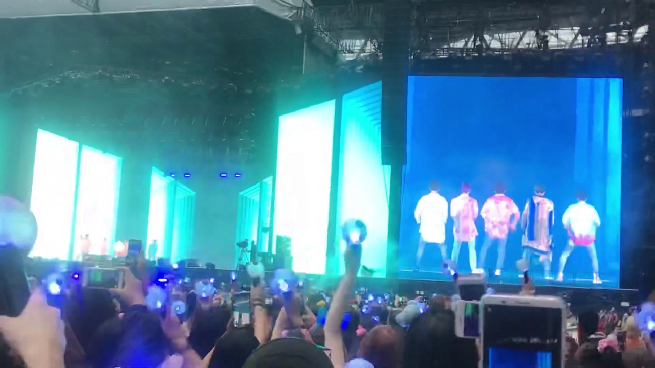 190602 BTS LIVE AT WEMBLEY - Boy With Luv FANCAM