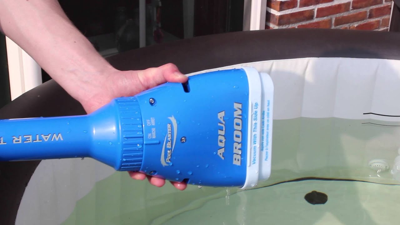 Pool Blaster Aquabroom