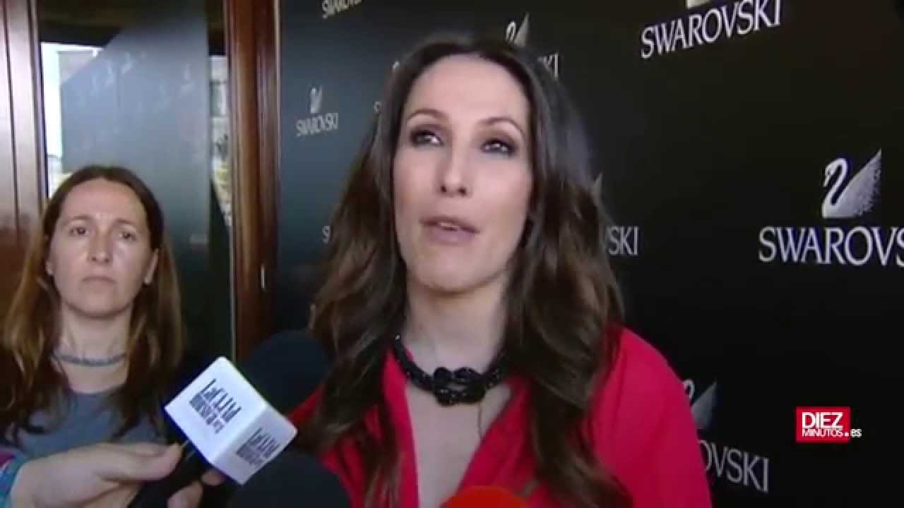 Malú, juega a despiste con su amor con Gonzalo Miró | Diez Minutos