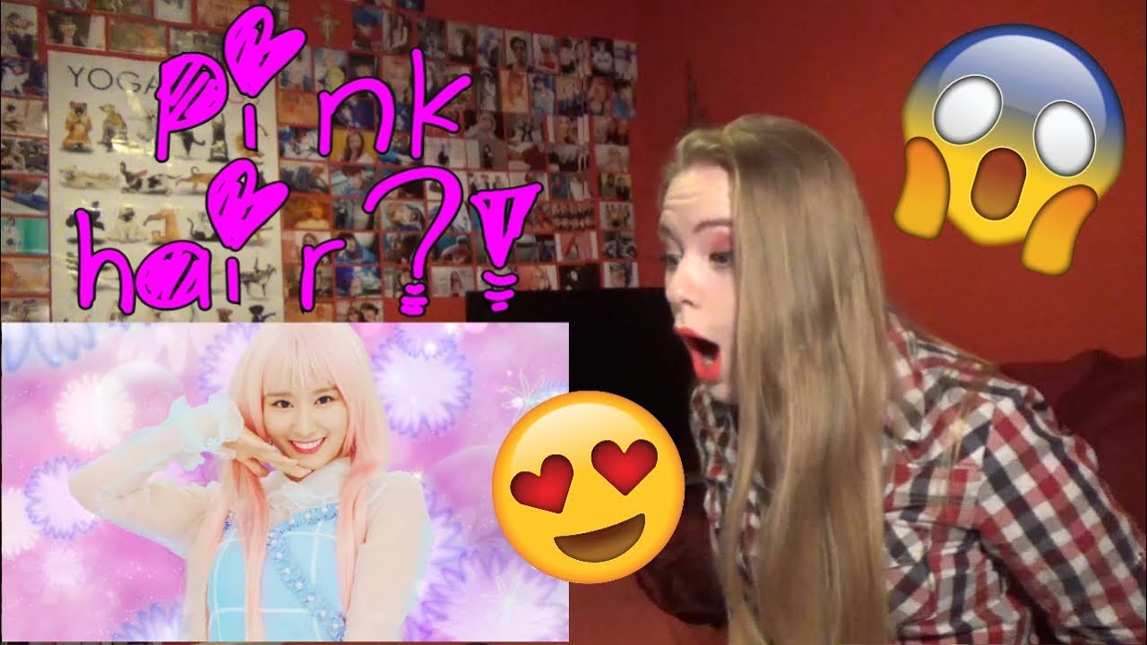 REACTING TO TWICE - CANDY POP MV