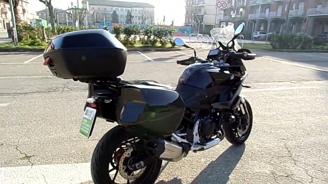 BMW F 900  XR  TRIPLO BLAK