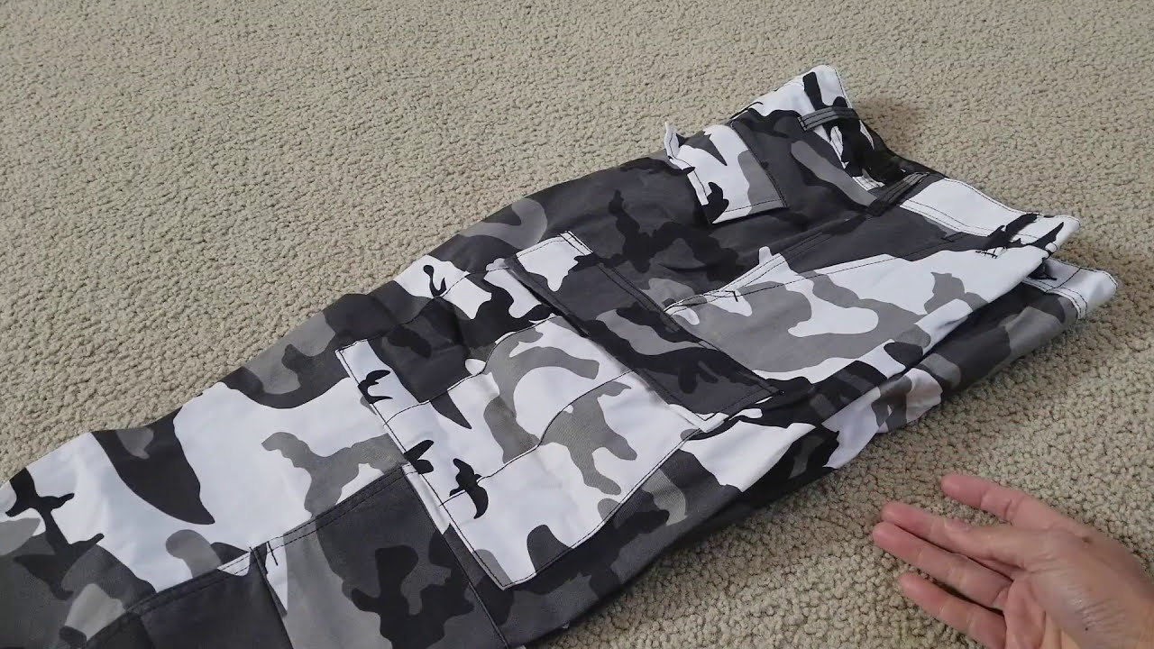Unboxing Supreme Drop Day New Camo BDU Military Cargo Pants! 12 14 2017