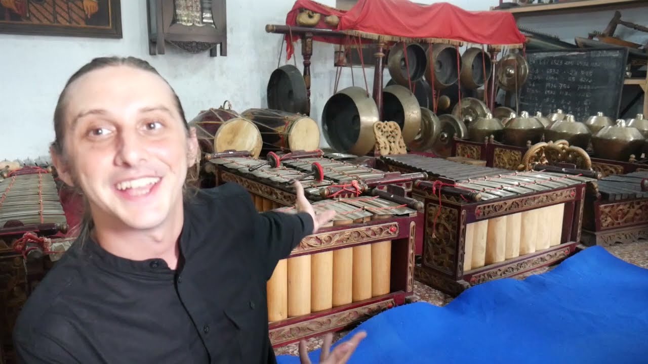Background and Instruments - Javanese Gamelan Basics 1