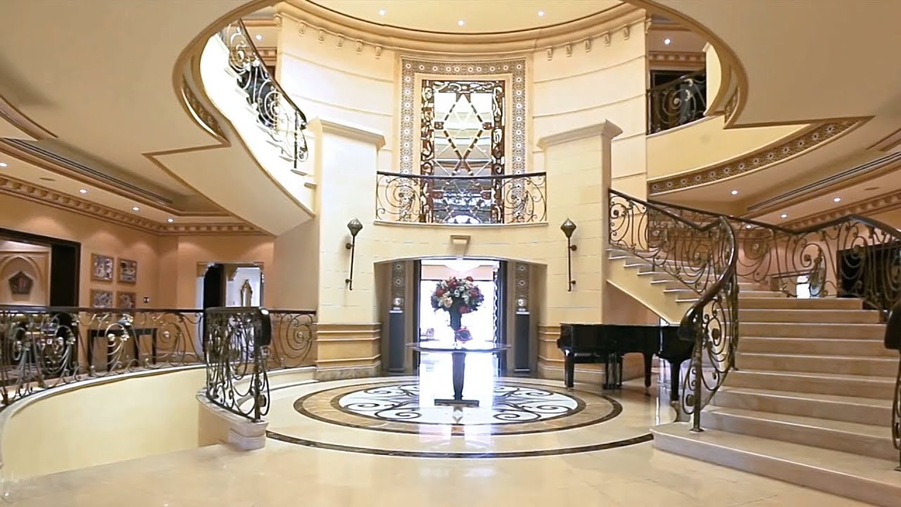 Luxury from 1001 Nights - Two Luxury Villas in Emirates Hills Dubai