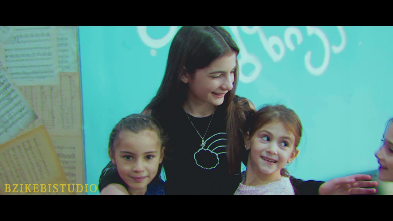 Grigol Kipshidze at Bzikebi Studio | Special Guest Appearance | Guests at Bzikebi Studio