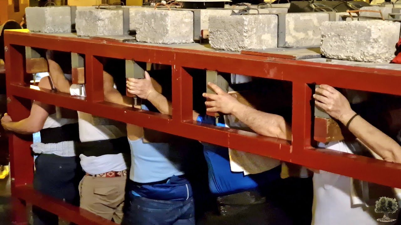 Ensayo del palio de la Amargura