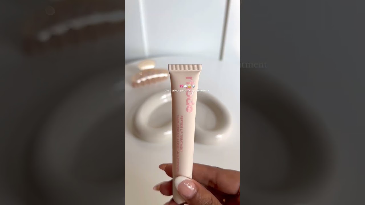 the perfect peptide lip treatment🎀🤍 #rhode #skincare #lipcare #liptreatment #peptide