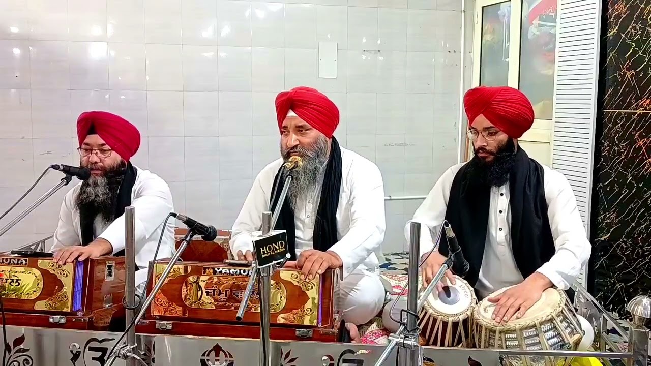 Mere Lal jio tera aunt na jana