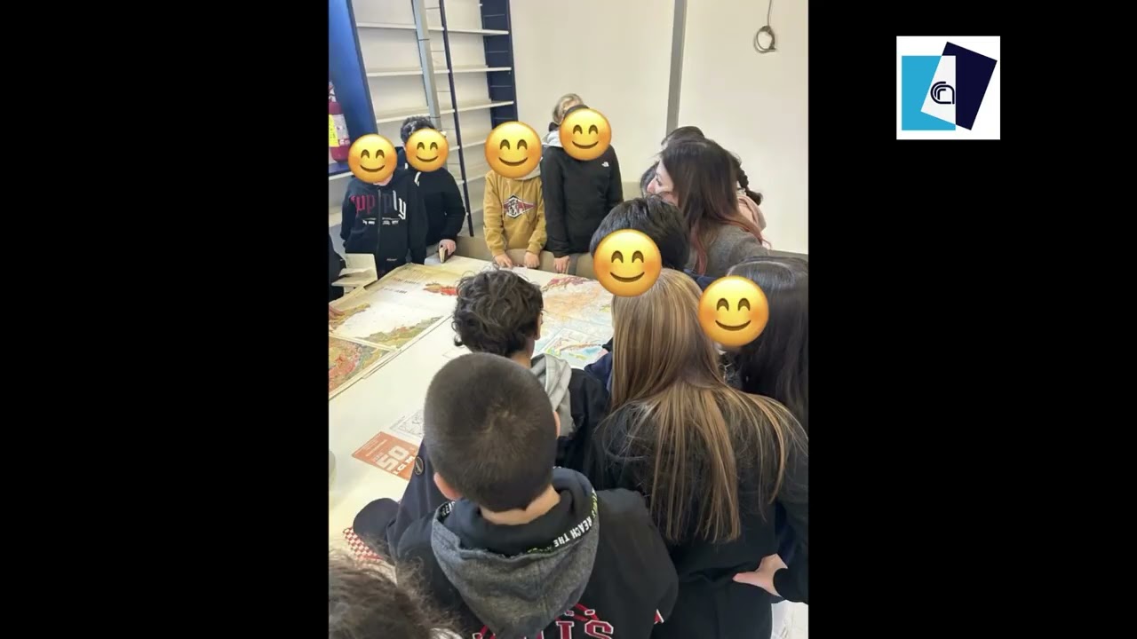 Laboratorio della Mappa della città educante sulle carte geografiche