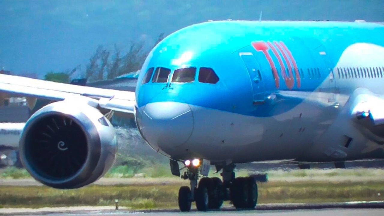 27 Minutes of Great Plane Spotting at Montego Bay Sangster Int'l Airport
