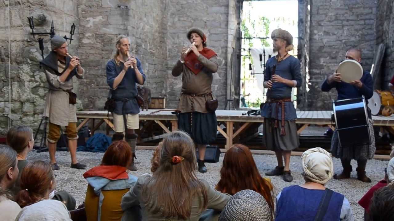 Kalabalik - Sumer Is Icumen In (Bagad Visby, Medeltidsveckan 2013)