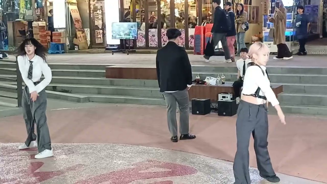 [KPOP BUSKING HONGDAE] #SOLARMILD | Performance 250315_2
