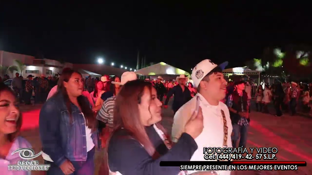 Grupo Legitimo  en los XV Años de Michel en La Pila, S.L.P. POR OSCAR PRODUCCIONES