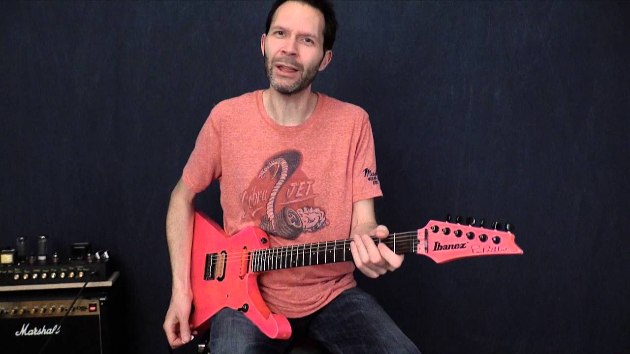 Paul Gilbert demoing Sub 'N' Up Octaver