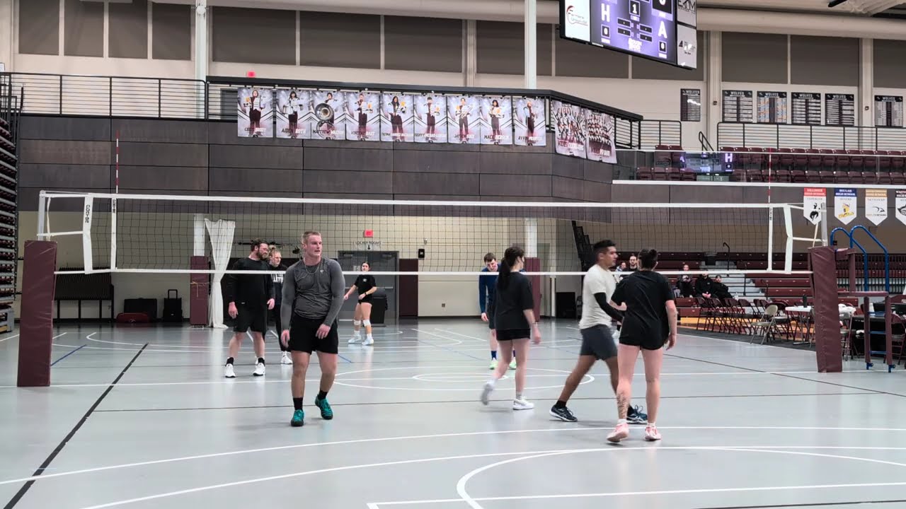 The Pipers Game 6 set 2