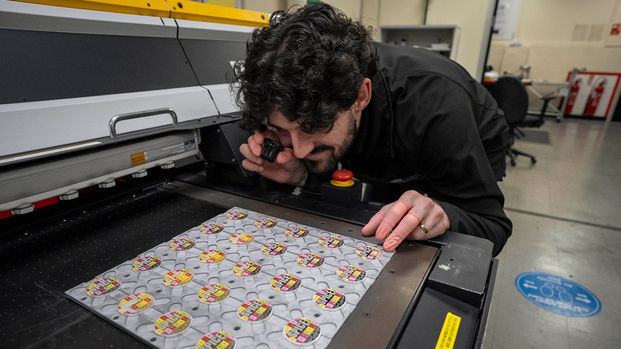 Making Collectable Coins | The Royal Mint