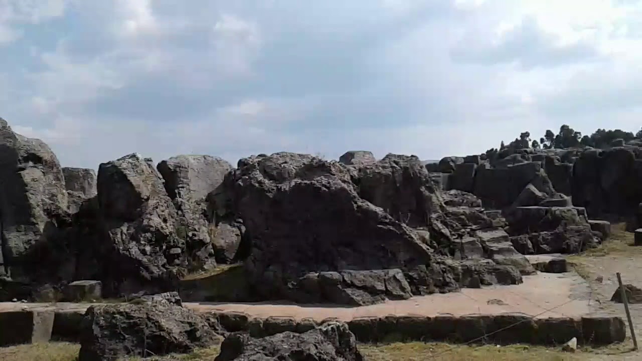 Templo de la luna - Q'enqo - Cusco