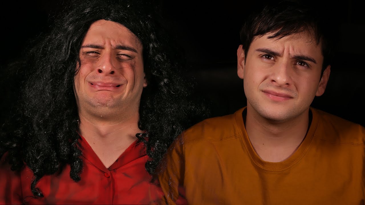 Casais assistindo filme juntos