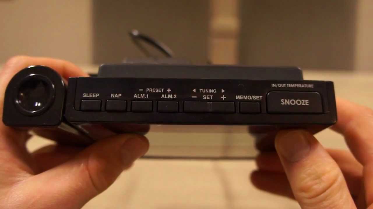 Thomson CR 400 PC Radio despertador proyector / Digital Projection Alarm Clock