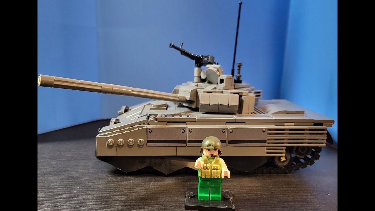 Brickmania T 80BVM Russian Main Tank Build From Digital Instructions Speed Build and Review