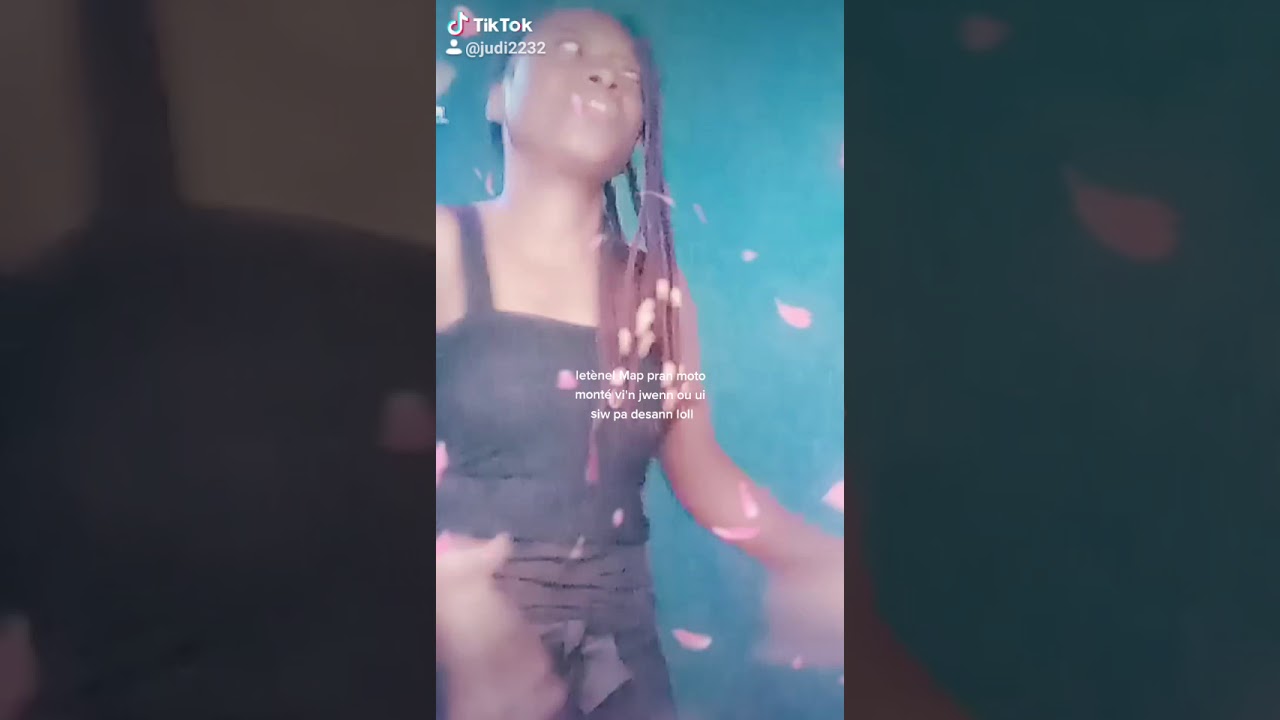L'humoriste Judicaëlle Brunau 💞(2)