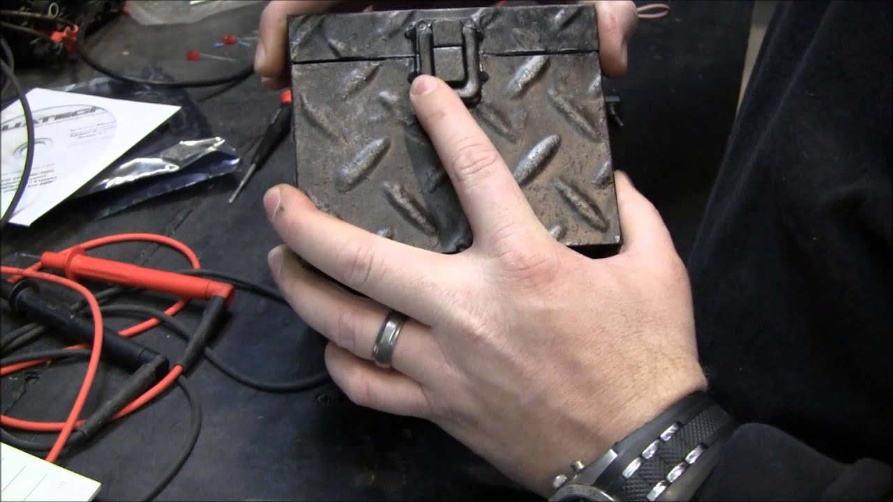 DIY The Most Useless Machine