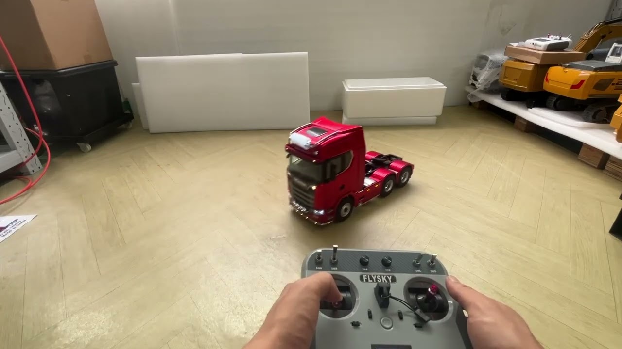 KABOLITE 1/14 770S 100 RC Tractor Truck 6x6 Remote Control Lorry Car TH25180