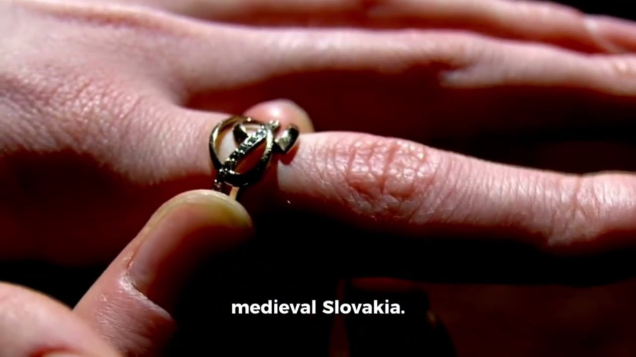 700 Year Old Ring Found