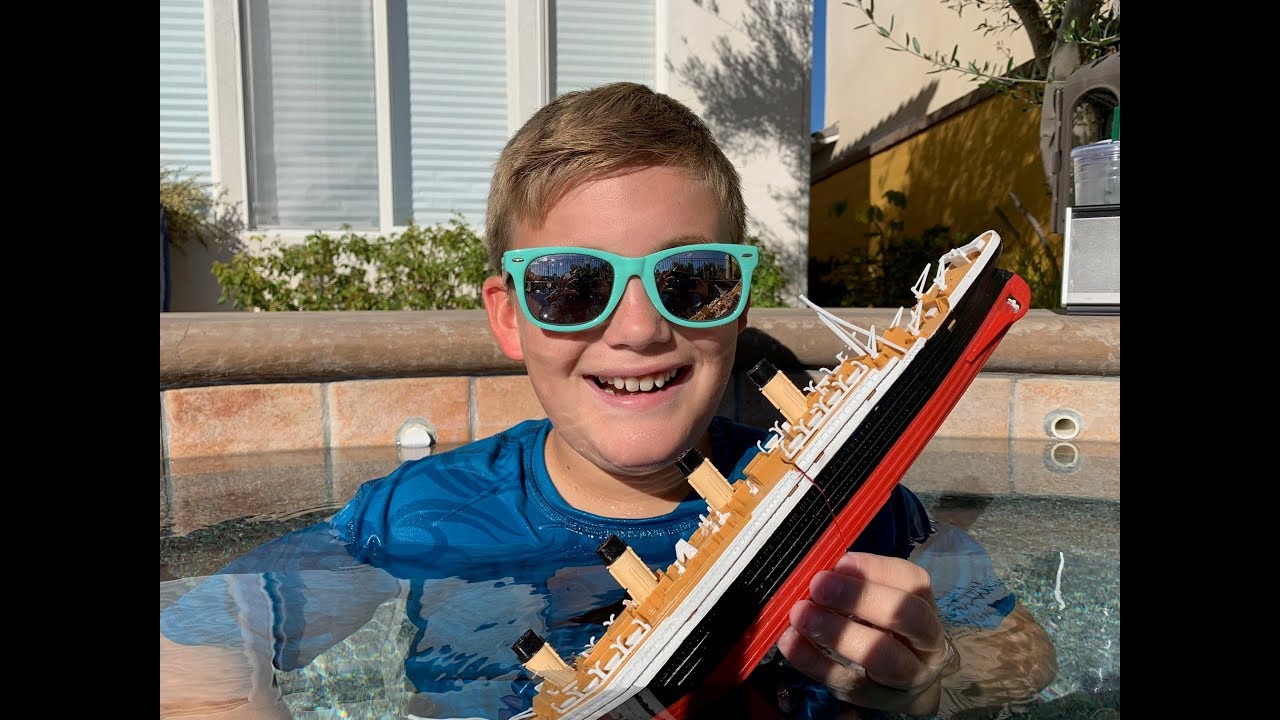 LARRY LIFE Sunny Day with my TITANIC SUBMERSIBLE MODEL