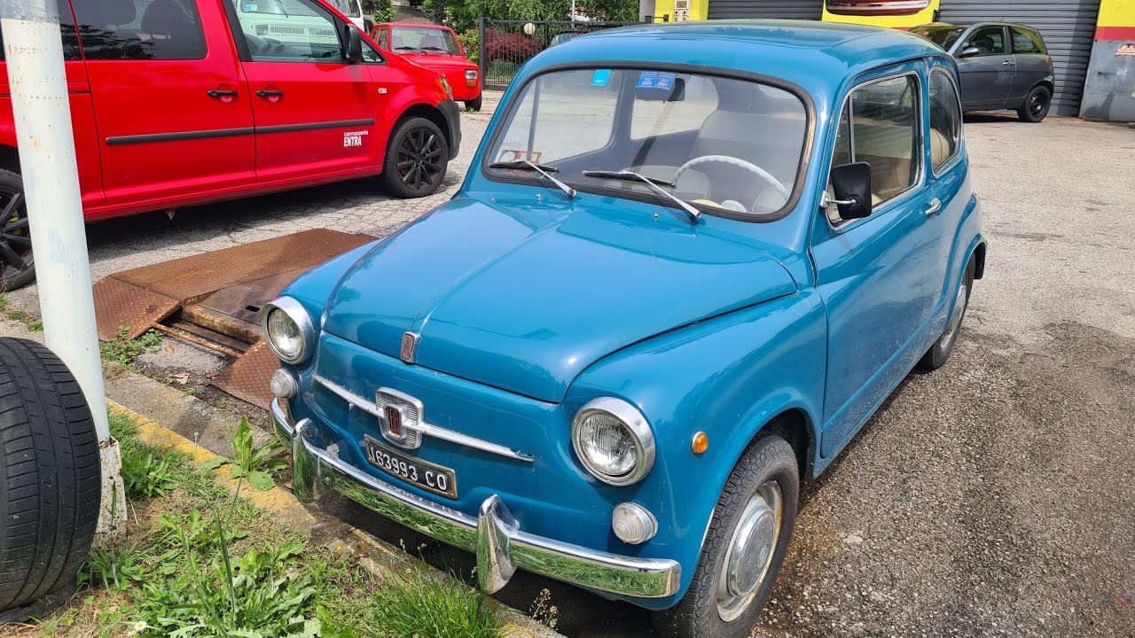 Fiat 600 aus den 60 er Jahren! Ein Oldtimerauto, das man lieben muss!