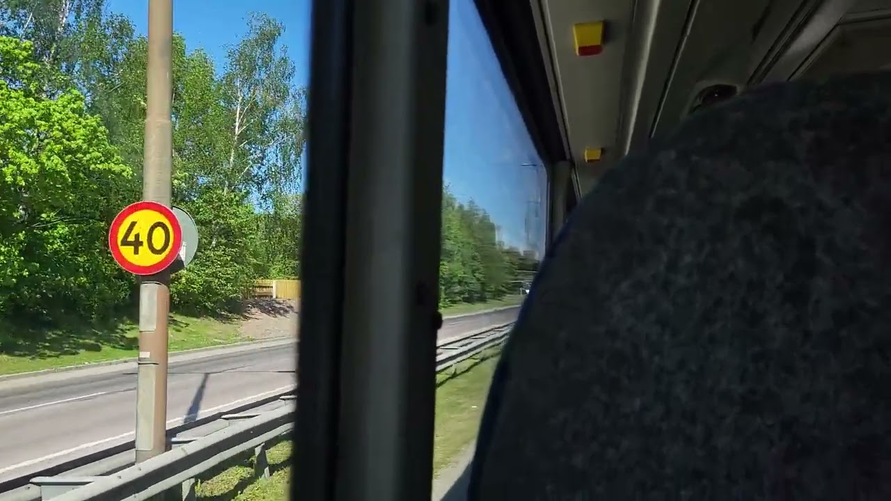 Linje 173 Hökarängen-Älvsjö station med Keolis 7074