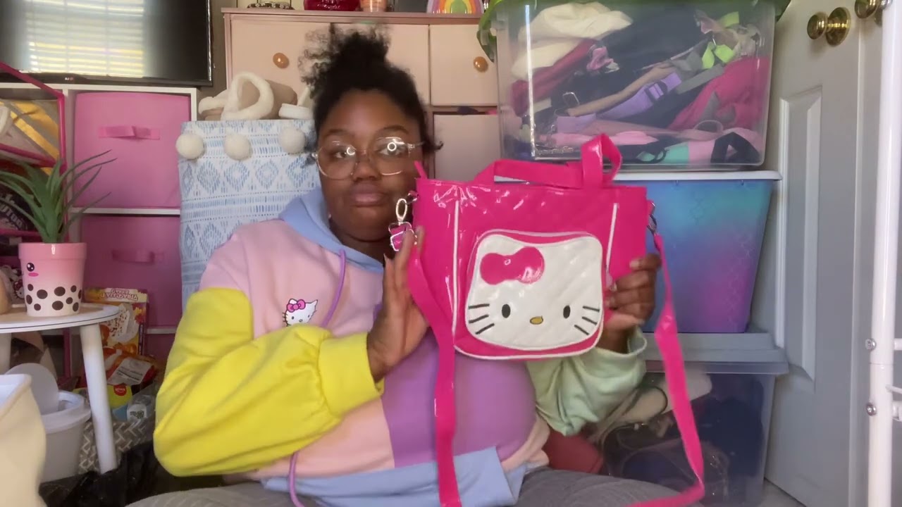 Decluttering my handbags 🎀 + MY ENTIRE BAG COLLECTION