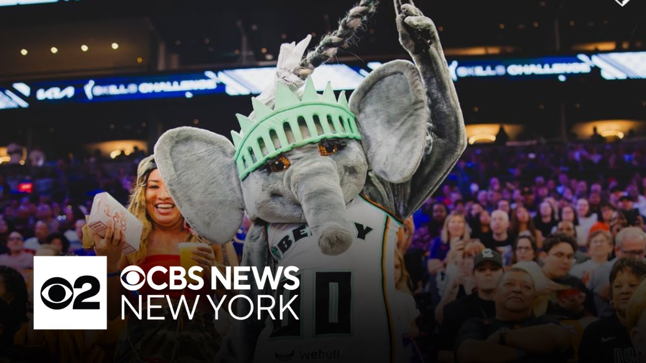 New York Liberty's Ellie the Elephant captures the heart of fans