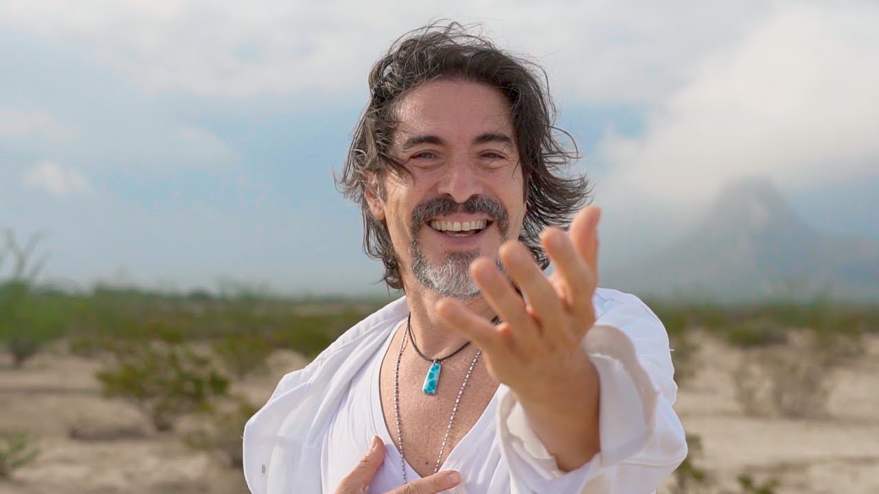 Jesús Hidalgo - Estudiante de la luz (Videoclip Oficial) Música Medicina