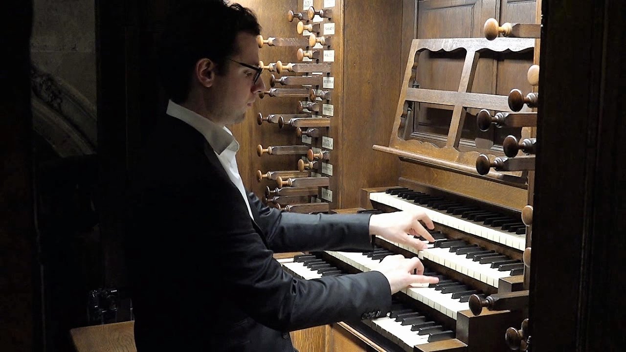 David Cassan plays Sinfonia from Cantata No. 29, JS Bach