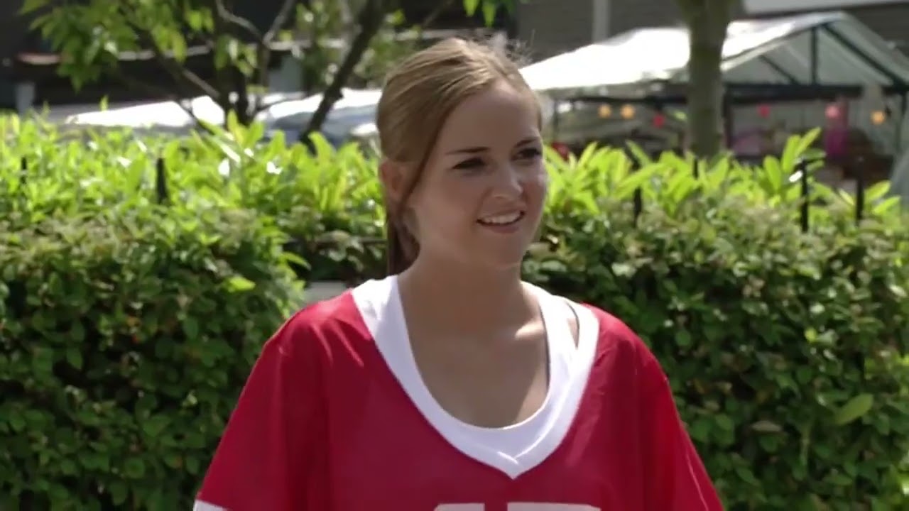 Lauren realizes it's her grandad Jim's birthday (Eastenders 2013)