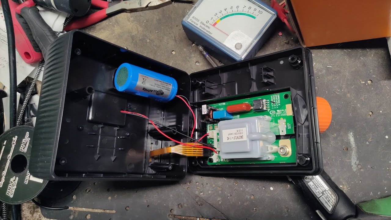 First Look At The New Gallagher S12 Solar Lithium Fence Charger Review
