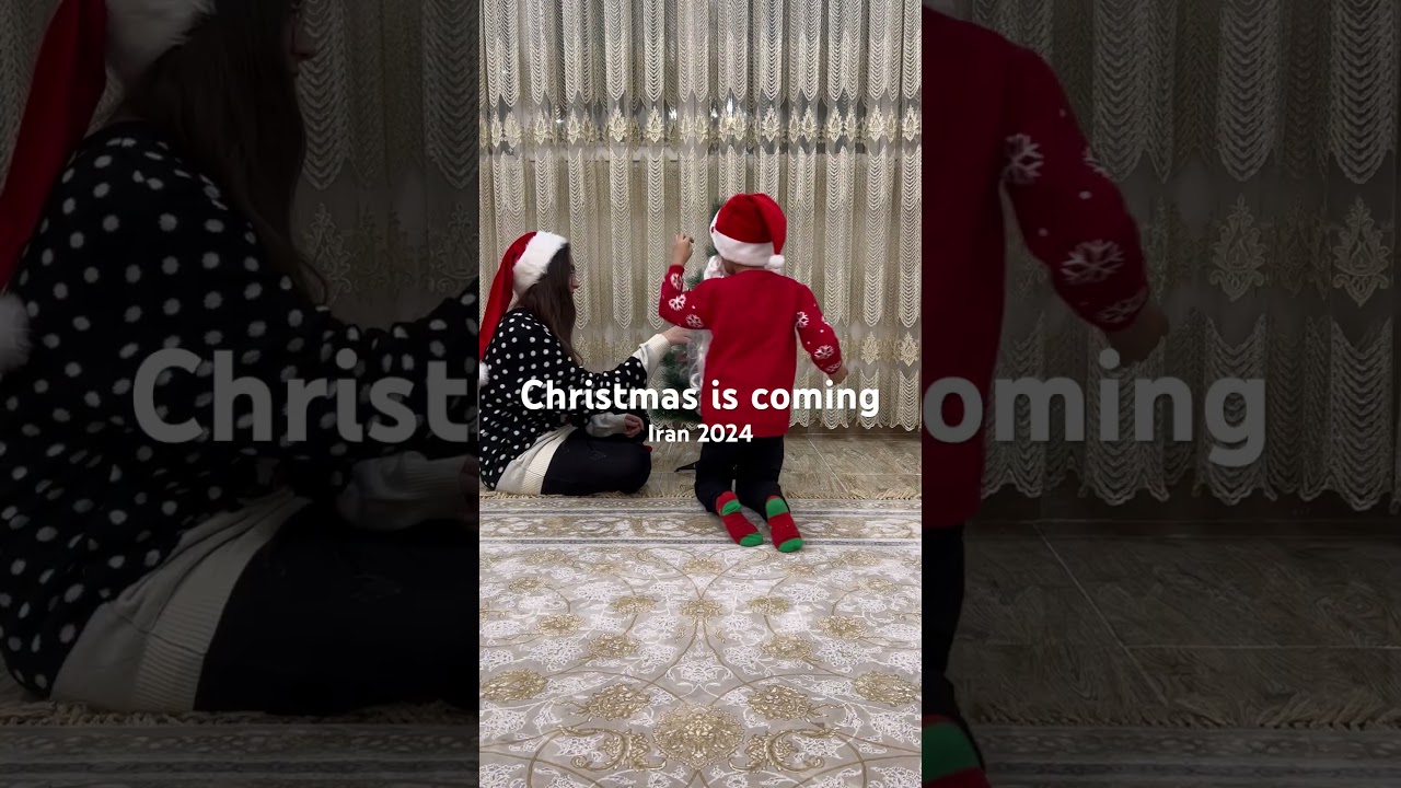 Christmas is coming 🎄🤶🏻🧑🏻&zwj;🎄🎅🏻#iran #christmas #winter #qom #irani #snow
