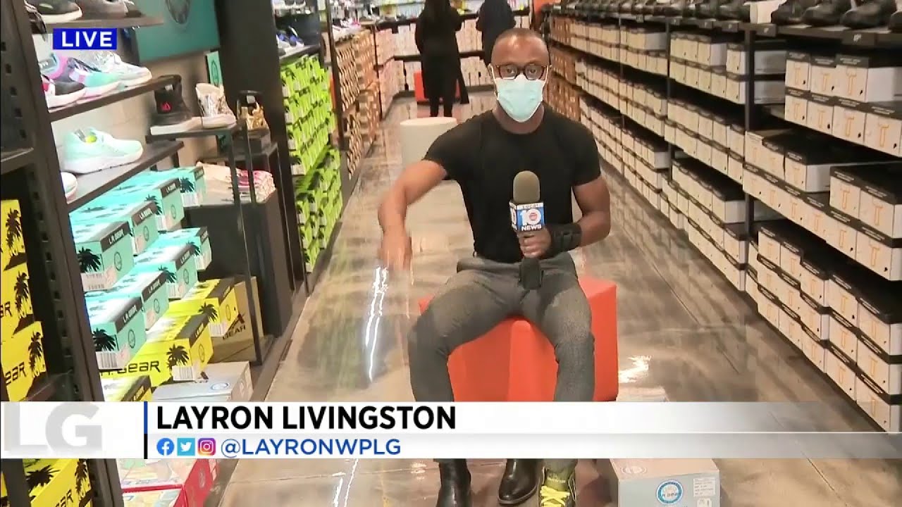 Payless opens store in North Miami