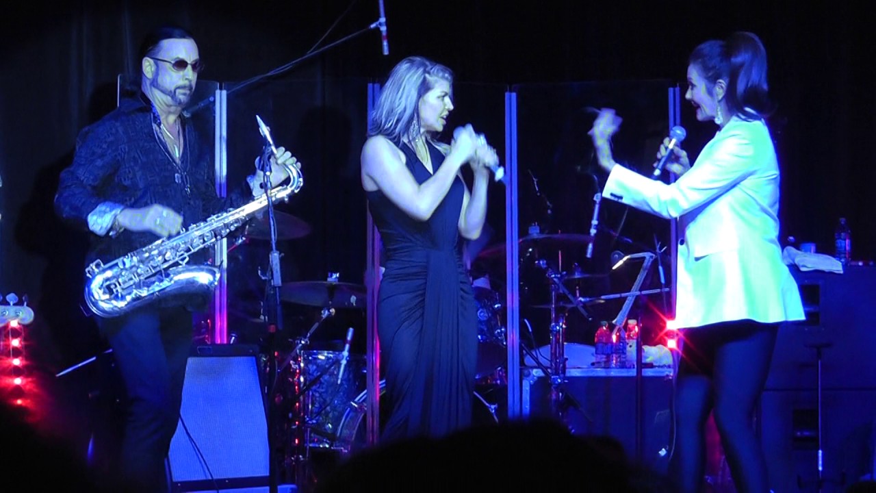 Old Time Rock n Roll performed by Alto Reed Lynda Carter Maui 12/31/16